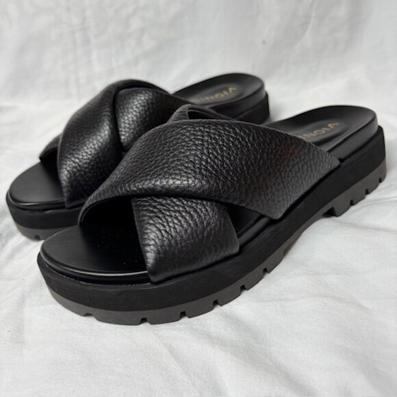 NWOB Vionic Vesta Black Leather Criss Cross Lug Sole Slides Women's Size 7 - Picture 1 of 9